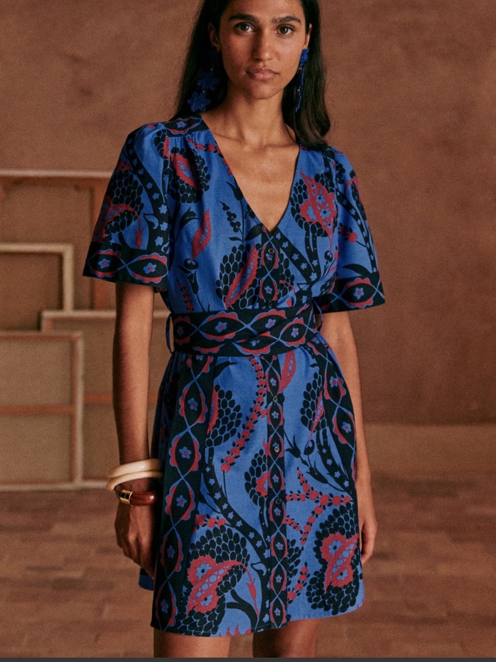 Sezane Robe Lohla Blue Floral Print V-Neck Midi Dress Size 38 Size 6